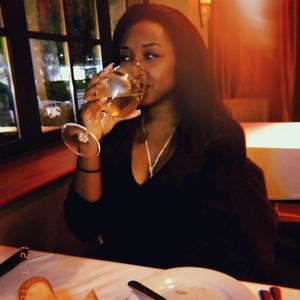 Meet your Posher, Shakiyla